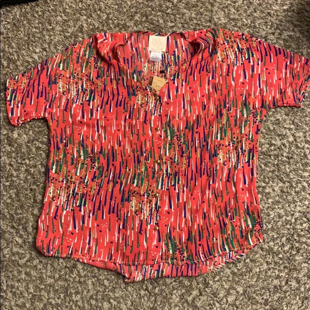 Cute blouse
